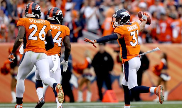 DENVER, CO - OCTOBER 01:  Justin Simmons #31 of the Denver Broncos celebrates making an interceptio...