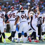 CARSON, CA - OCTOBER 22:  Denver Broncos defense celebrate after stopping the Los Angeles Chargers during first quarter at the StubHub Center on October 22, 2017 in Carson, California.  (Photo by Harry How/Getty Images)