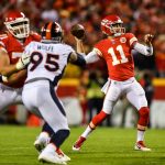 KANSAS CITY, MO - OCTOBER 30: Quarterback Alex Smith #11 of the Kansas City Chiefs throws a pass that would lead to a touchdown against the Denver Broncos during the first quarter of the game at Arrowhead Stadium on October 30, 2017 in Kansas City, Missouri. ( Photo by Peter Aiken/Getty Images )