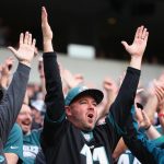PHILADELPHIA, PA - NOVEMBER 05:  Fans cheer for the Philadelphia Eagles after scoring in the second quarter against the Denver Broncos at Lincoln Financial Field on November 5, 2017 in Philadelphia, Pennsylvania.  (Photo by Mitchell Leff/Getty Images)