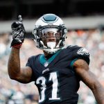 PHILADELPHIA, PA - NOVEMBER 05: Cornerback Jalen Mills #31 of the Philadelphia Eagles reacts against the Denver Broncos during the second quarter at Lincoln Financial Field on November 5, 2017 in Philadelphia, Pennsylvania.  (Photo by Joe Robbins/Getty Images)