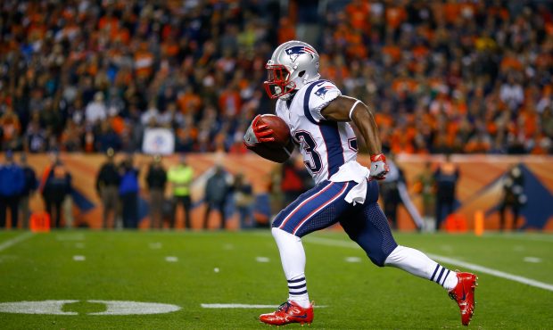 DENVER, CO - NOVEMBER 12: Running back Dion Lewis #33 of the New England Patriots returns a kickoff...