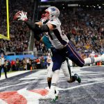 MINNEAPOLIS, MN - FEBRUARY 04:  Rob Gronkowski #87 of the New England Patriots makes a 4-yard touchdown reception against Ronald Darby #41 of the Philadelphia Eagles in the fourth quarter of Super Bowl LII at U.S. Bank Stadium on February 4, 2018 in Minneapolis, Minnesota.  (Photo by Kevin C. Cox/Getty Images)