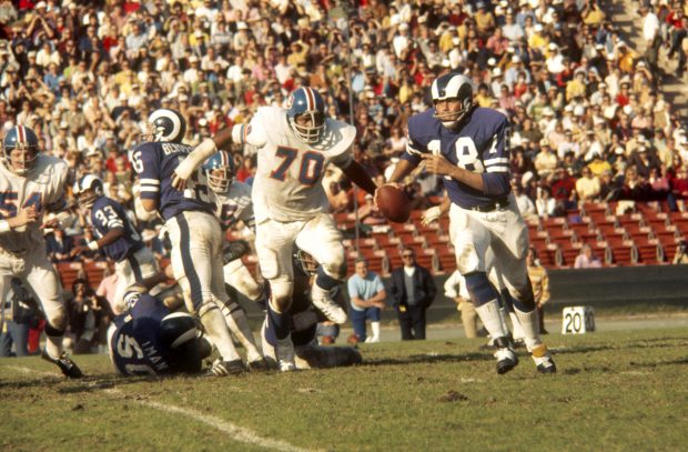 Roman Gabriel - Los Angeles Rams - File Photos - Denver Sports