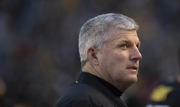 Pittsburgh Steelers Offensive Line Coach Mike Munchak looks on during the game between the Pittsbur...