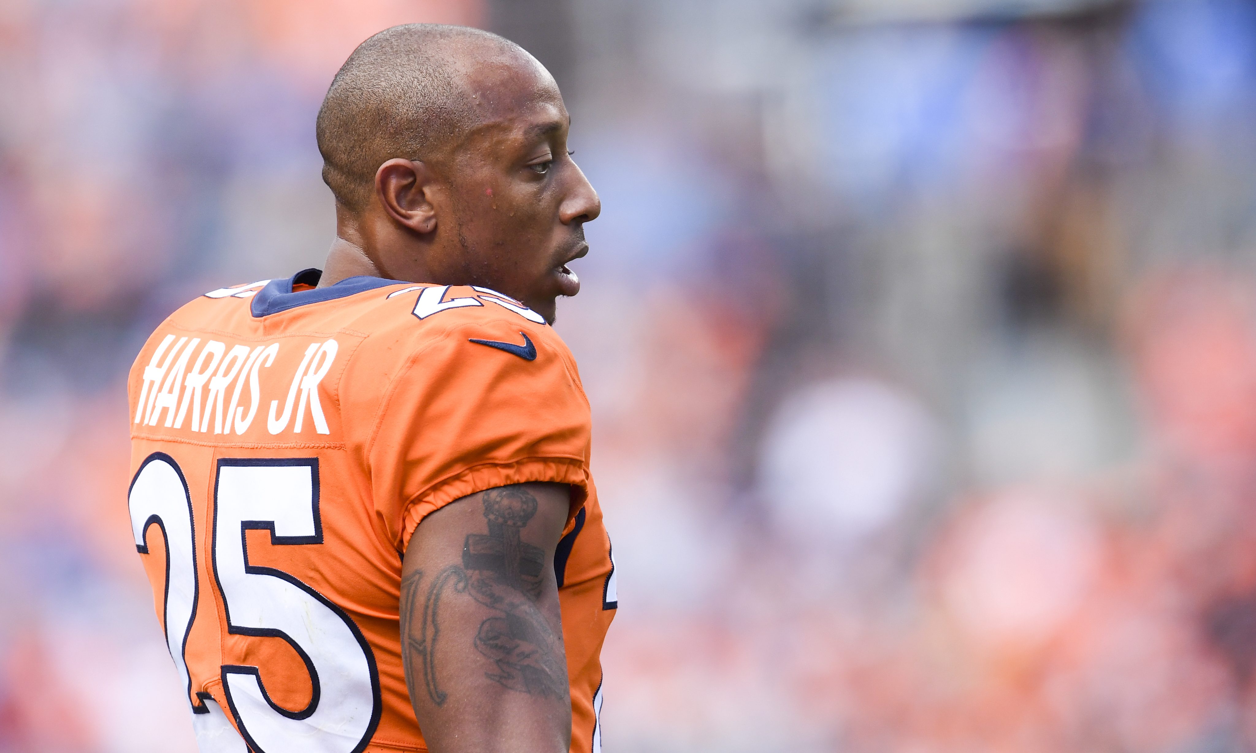 Chris Harris Jr. to Broncos: 'Pay me or trade me'