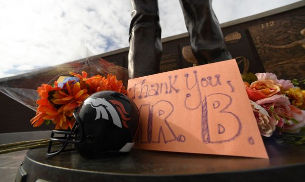 Broncos to host public tribute for late owner Pat Bowlen on Tuesday