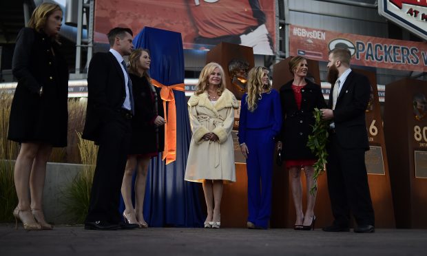 Annabel Bowlen (center) is flanked by children from left to right John, Christiana, Annabel, Beth Bowlen Wallace and Patrick III before the unveiling of her husband Pat Bowlen's bust in front of Sports Authority Field at Mile High Stadium. Denver Broncos owner Pat Bowlen will be inducted into the team's Ring of Fame against the Packers on Sunday, November 2, 2015. His bust was unveiled on Friday, October 30, 2015. (Photo by AAron Ontiveroz/The Denver Post via Getty Images)