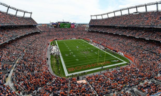 DENVER, CO - SEPTEMBER 15: An overhead general view as the Chicago Bears and the Denver Broncos tak...
