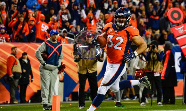 DENVER, CO - DECEMBER 30:  Fullback Andy Janovich #32 of the Denver Broncos runs into the end zone ...