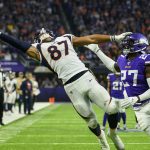 MINNEAPOLIS, MN - NOVEMBER 17: Noah Fant #87 of the Denver Broncos dives for the ball in the fourth quarter of the game against the Minnesota Vikings at U.S. Bank Stadium on November 17, 2019 in Minneapolis, Minnesota. (Photo by Stephen Maturen/Getty Images)