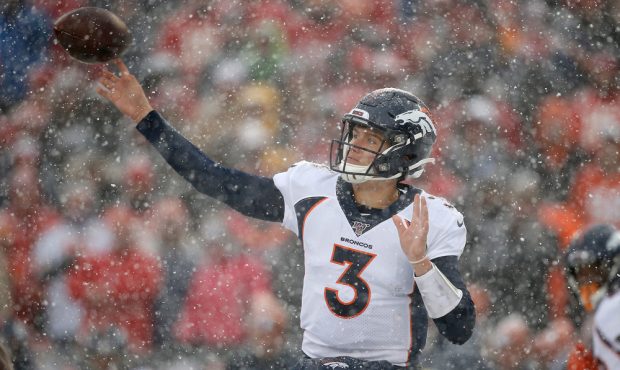 KANSAS CITY, MISSOURI - DECEMBER 15: Drew Lock #3 of the Denver Broncos attempts a pass against the...
