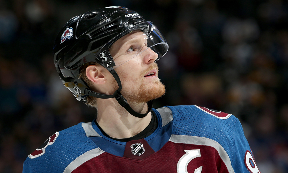 DENVER, CO - DECEMBER 18: Gabriel Landeskog #92 of the Colorado Avalanche plays the Pittsburgh Penguins at the Pepsi Center on December 18, 2017 in Denver, Colorado. (Photo by Matthew Stockman/Getty Images)