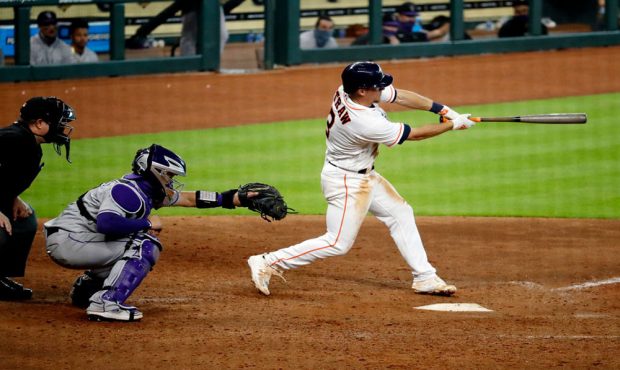 HOUSTON, TX - AUGUST 18:  Myles Straw #3 of the Houston Astros hits a walk off single in the 11th i...