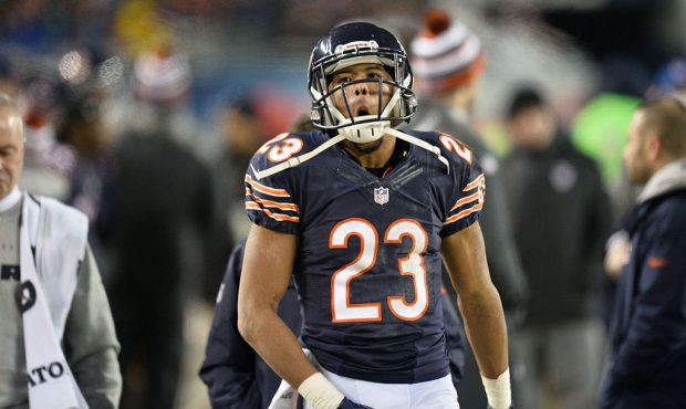 CHICAGO, IL - DECEMBER 15: Kyle Fuller #23 of the Chicago Bears stands on the sidelines during the ...
