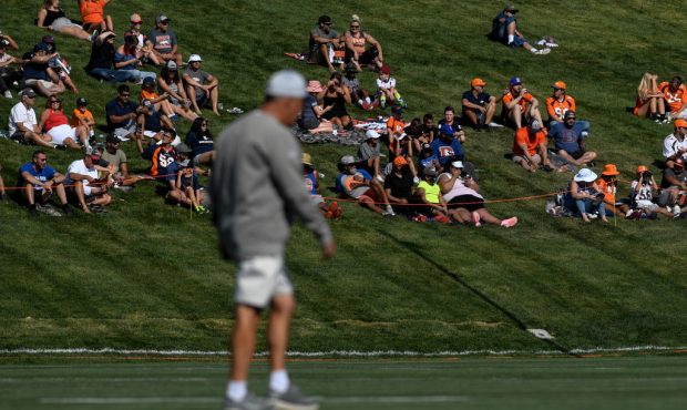 ENGLEWOOD, CO - JULY 29: Head coach Vic Fangio of the Denver Broncos walks the field during trainin...