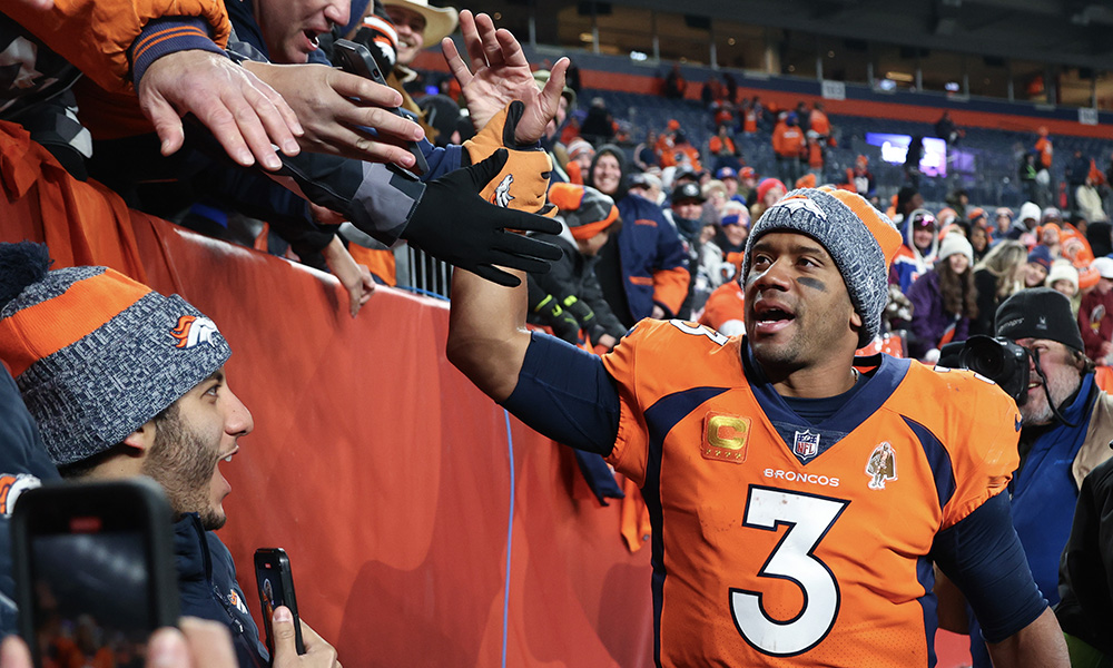 Who should Broncos fans root for in Week 16?...
