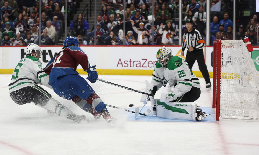 Avalanche Stars Jake Oettinger...