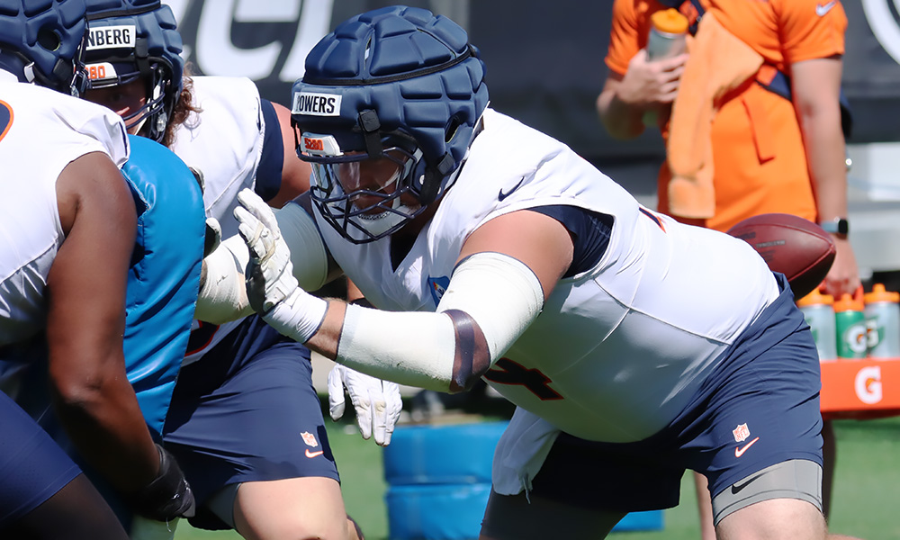 Broncos LG Ben Powers...
