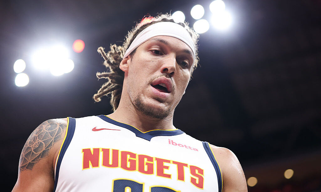 HOUSTON, TEXAS - NOVEMBER 21: Aaron Gordon #32 of the Denver Nuggets exits the game due to injury i...