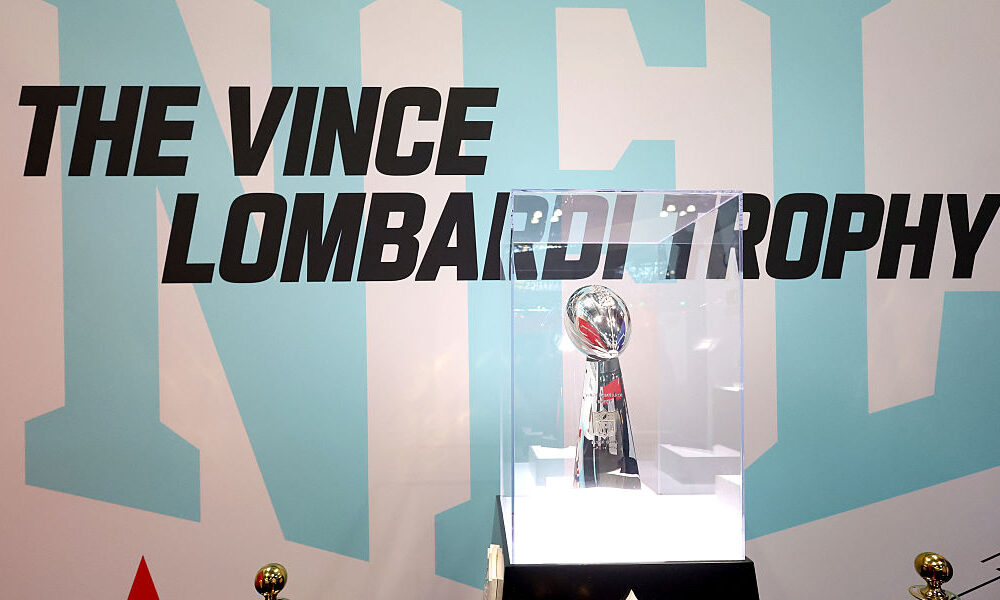 Lombardi Trophy Broncos...