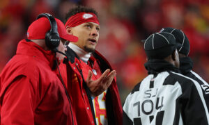 Mahomes cleared for training camp, remains on course for Broncos-Chiefs season opener
