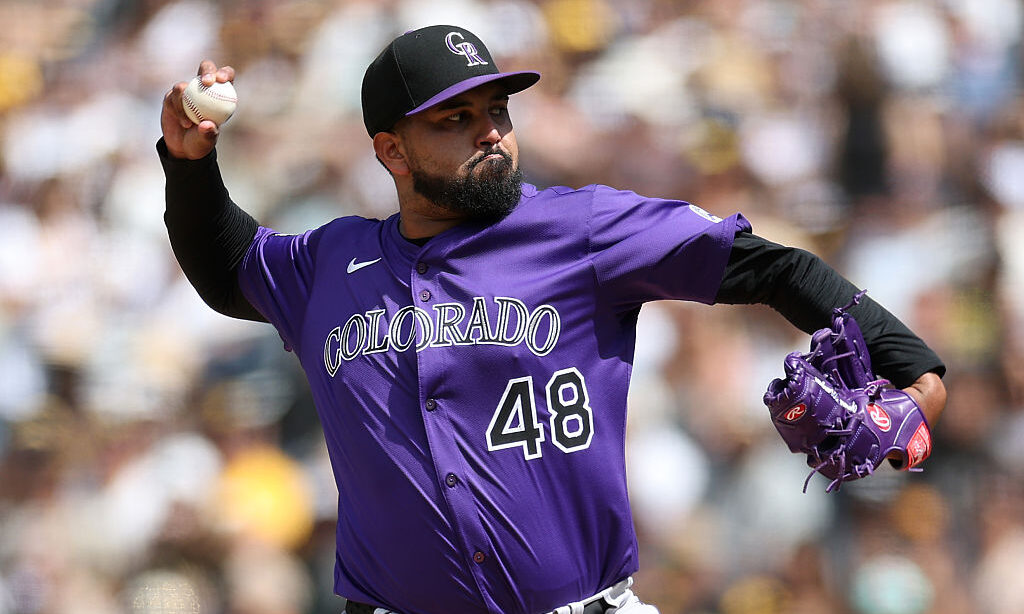 SAN DIEGO, CALIFORNIA - SEPTEMBER 14: Germán Márquez #48 of the Colorado Rockies pitches during t...