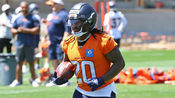 Broncos running back Jonah Coleman
