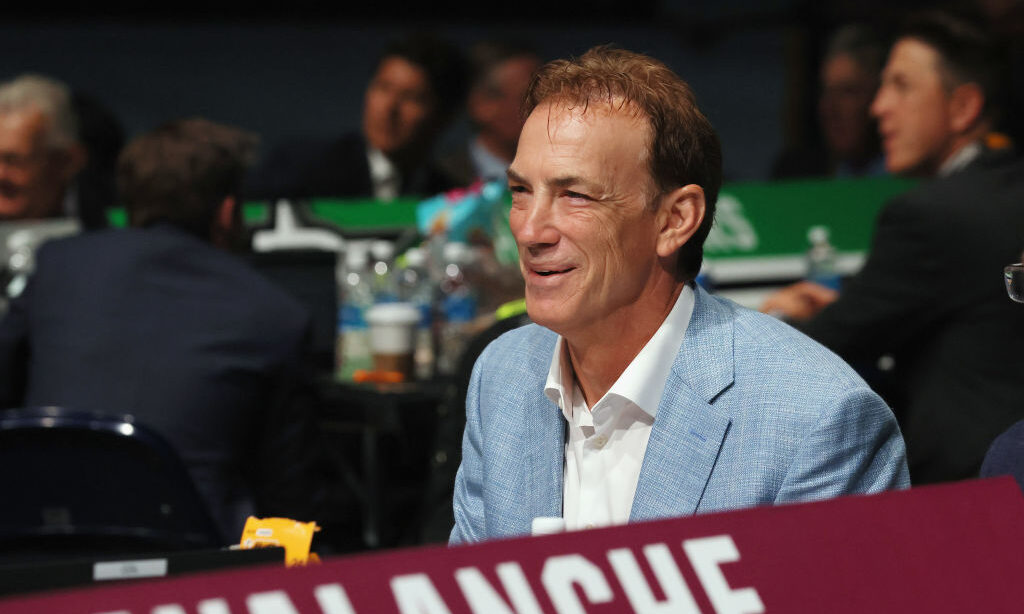 Joe Sakic Avalanche...