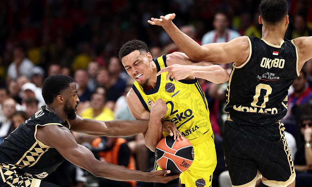 ABU DHABI, UNITED ARAB EMIRATES - MAY 25: Wade Baldwin IV of Fenerbahce Beko Istanbul battles for t...