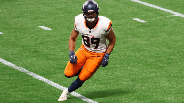 Broncos TE Dallen Bentley
