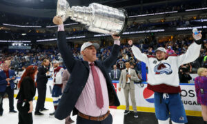 No lame-duck season: Avs lock up Jared Bednar on opening day