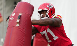 There’s a ‘good chance’ Chiefs won’t have their left tackle against Broncos