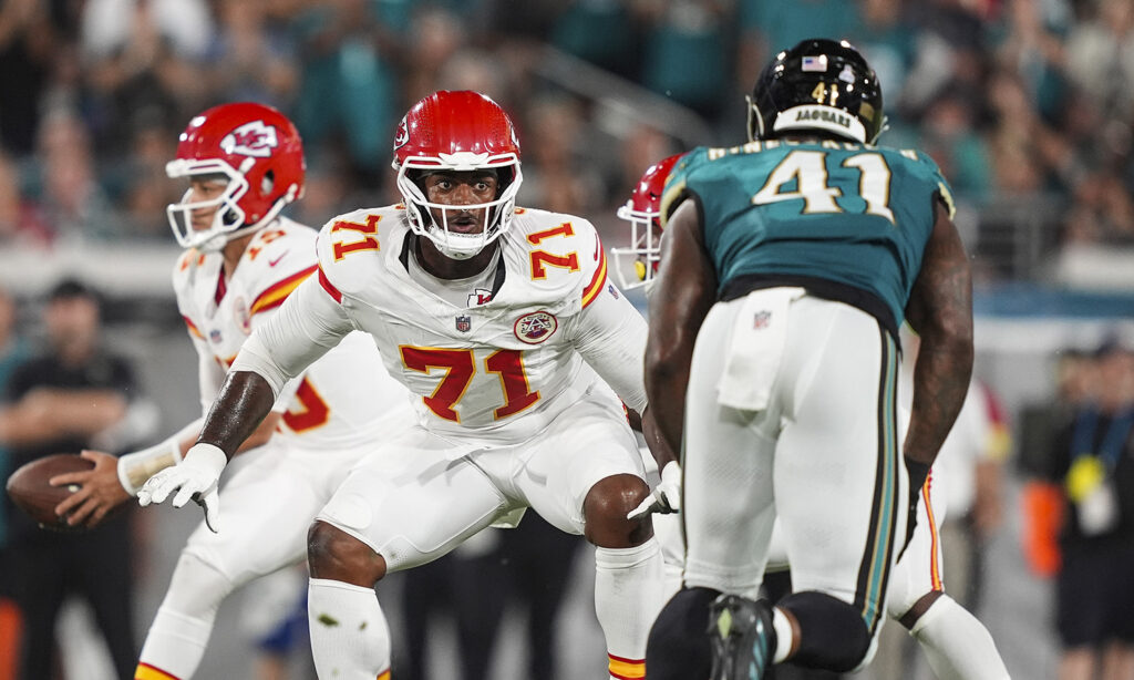 Chiefs OT Josh Simmons won't play vs. Broncos
