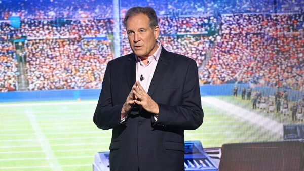 Jim Nantz Broncos