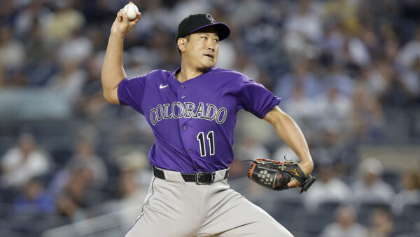 Rockies pitcher Tomoyuki Sugano