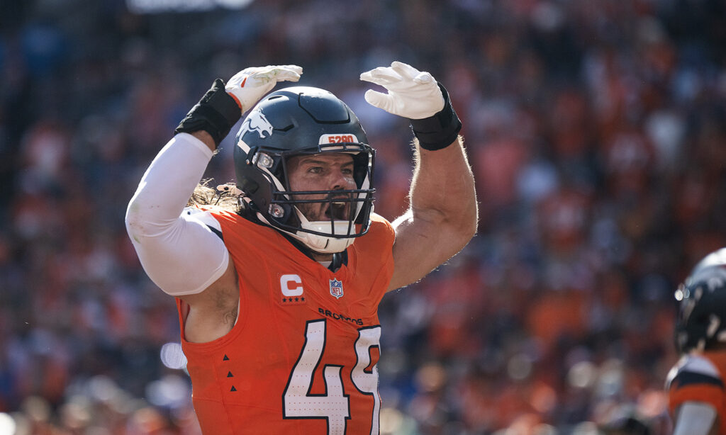 Broncos LB Alex Singleton