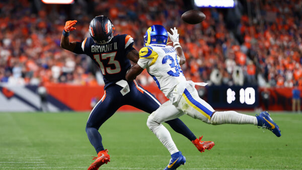 Rams cornerback Josh Wallace in coverage against Broncos WR Pat Bryant