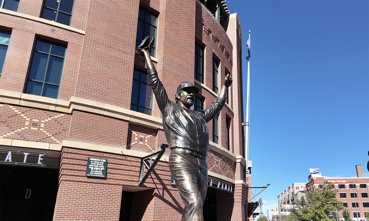 Rockies unveil Todd Helton statue...