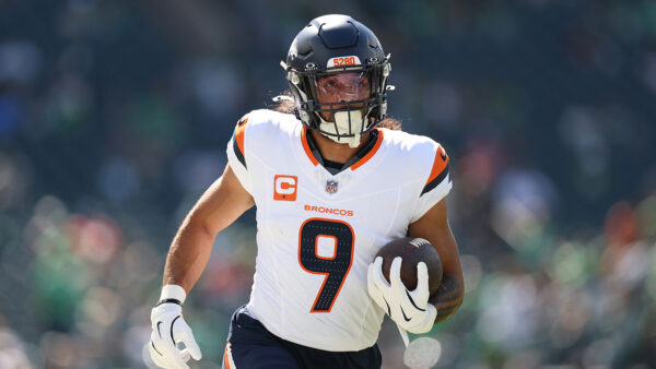 Broncos safety Talanoa Hufanga