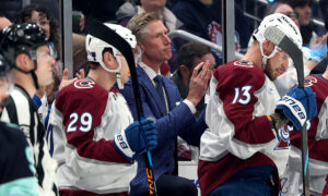 Report: Avalanche lose power play coach Dave Hakstol to Arizona State
