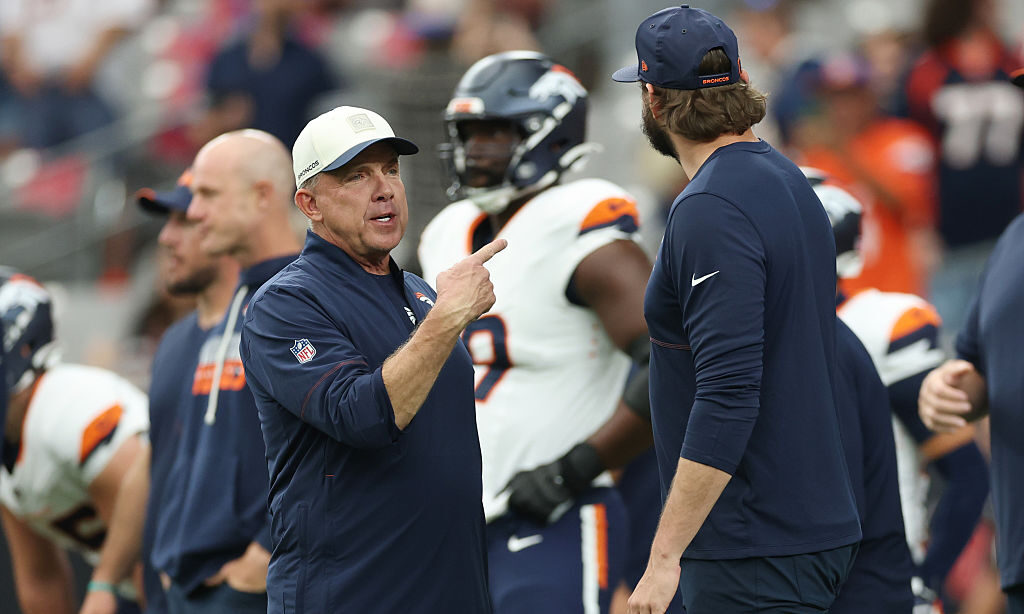 GLENDALE, ARIZONA - OCTOBER 25: Head coach Sean Payton of the Denver Broncos reacts prior to the ga...