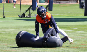 Broncos edge rusher Tillman does not participate in practice for second-straight day